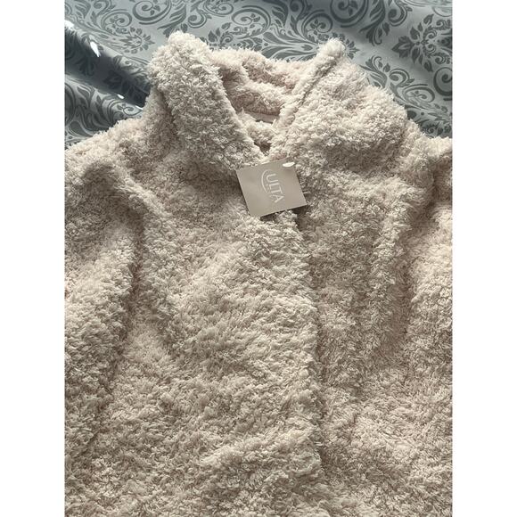 NWT Ulta Beauty Cream Plush Sherpa Robe S/M - Picture 2 of 5